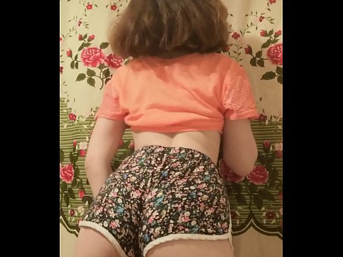 ❤️ Vogëlushja e re seksi duke zhveshur pantallonat e shkurtra në kamera ❤️ Qyrje në sq.porn-milf300.ru