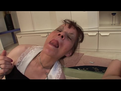 ❤️ Dy gjyshe dhe një gjysh kanë një treshe ❤️ Qyrje në sq.porn-milf300.ru