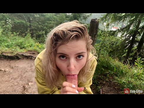 ❤️ Vajza gëlltitet sperma pas një blowjob publike - Eva Elfi ❤️ Qyrje në sq.porn-milf300.ru